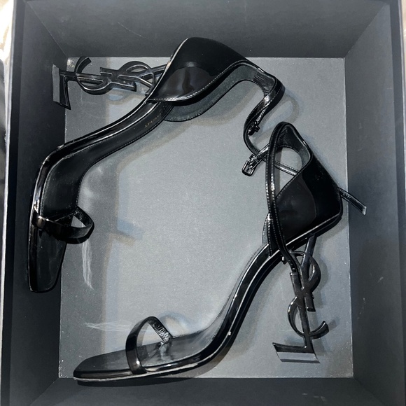 YSL - Picture 1 of 6